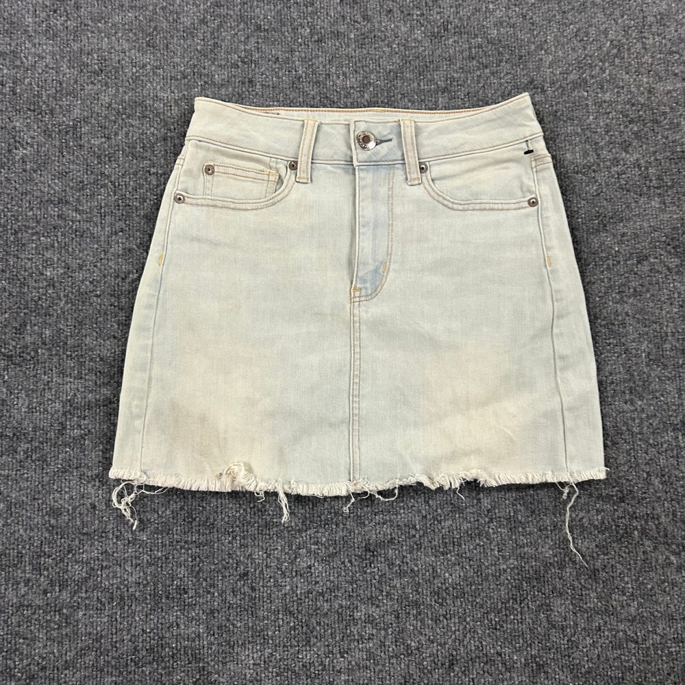 American Eagle Denim Skirt Womens Size 2 Light Wash Raw Hem Mini Stretch Casual